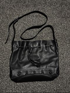 (Category: ) located in . Submitted by thriftstarph (Listing ID 1429686062, Image 1). Description: .