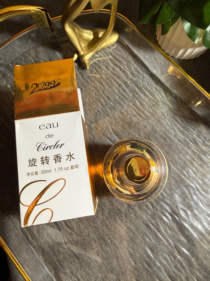 Eau de Circler Perfume 50ml (Category: Fragrance & Deodorants) located in Taytay. Submitted by jayezapanta (Listing ID 1429835189, Image 2). Description: - Eau de Circler Perfume - 50ml bottle - Elegant design - Features gold accents - Perfect for gifting or personal use From black app shop.