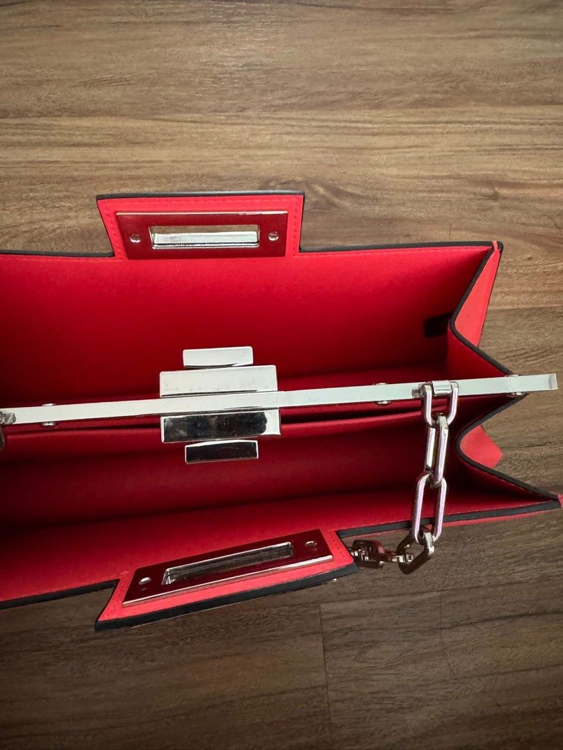 Fendi Clutch (Category: Luxury Bags & Wallets) located in Quezon City. Submitted by redraegrene (Listing ID 1429732147, Image 2). Description: .