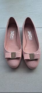 (Category: ) located in . Submitted by 10lovestoshop (Listing ID 1429728267, Image 1). Description: .