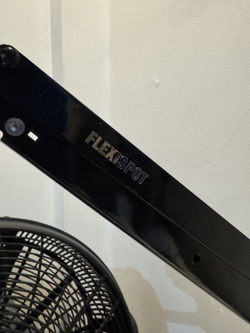 FlexiSpot Monitor Arm (Category: Other Accessories) located in Paranaque City. Submitted by mariusramos (Listing ID 1429770422, Image 3). Description: Flexispot Monitor Arm + Laptop Holder Price: 2k RFS: Declutter .