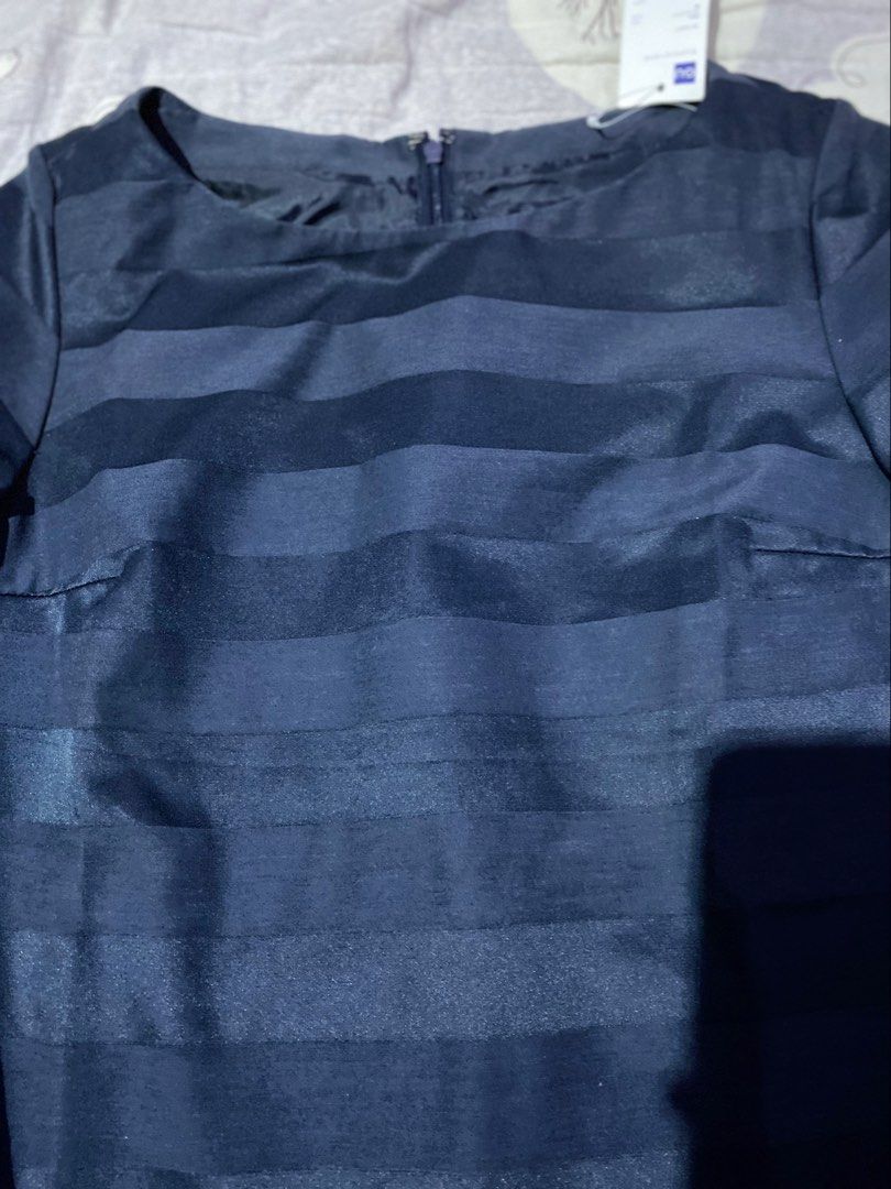 GU Navy Striped Dress - Size M (Category: Dresses) located in Taguig. Submitted by cutifyjean (Listing ID 1429776465, Image 2). Description: Brandnew GU by Uniqlo .