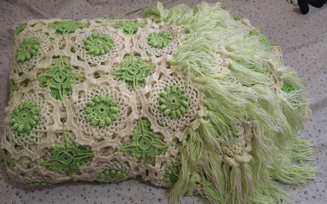 Handmade Crochet Decor Blanket (Category: Bedding & Towels) located in Baguio. Submitted by declutter_scarlet (Listing ID 1429747376, Image 1). Description: Handmade Free shipping Location: Baguio City DM me for more info Check out my profile for more listings.