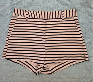 (Category: ) located in . Submitted by Chloe11 (Listing ID 1429739002, Image 1). Description: .
