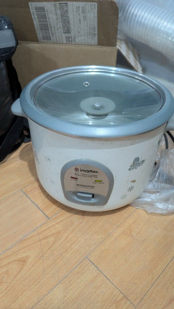 Imarflex Rice Cooker (Category: Cookers) located in Manila. Submitted by kenyuki2159 (Listing ID 1429708278, Image 1). Description: Rice cooker 1.8L /10 cups no more steamer lid RFS: spare working , no issue.