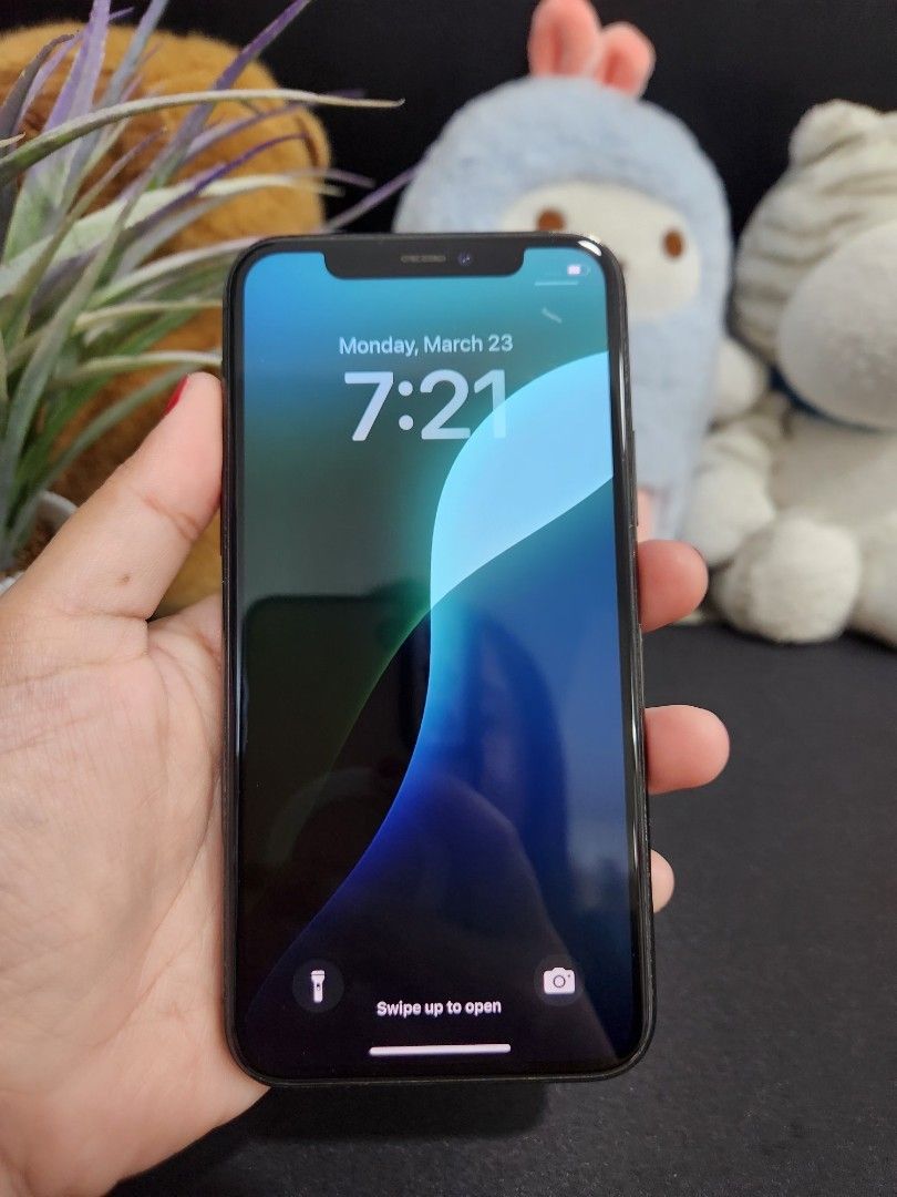 IPHONE 11 PRO 256GB 72% (Category: iPhone 11 Series) located in Mandaluyong City. Submitted by cellspaceph (Listing ID 1429700122, Image 2). Description: IPHONE 11 PRO 256GB factory unlocked 72% battery health All working Any sim No major issue Php11,500 ‼️ unit only no swap 📍near mrt shaw .