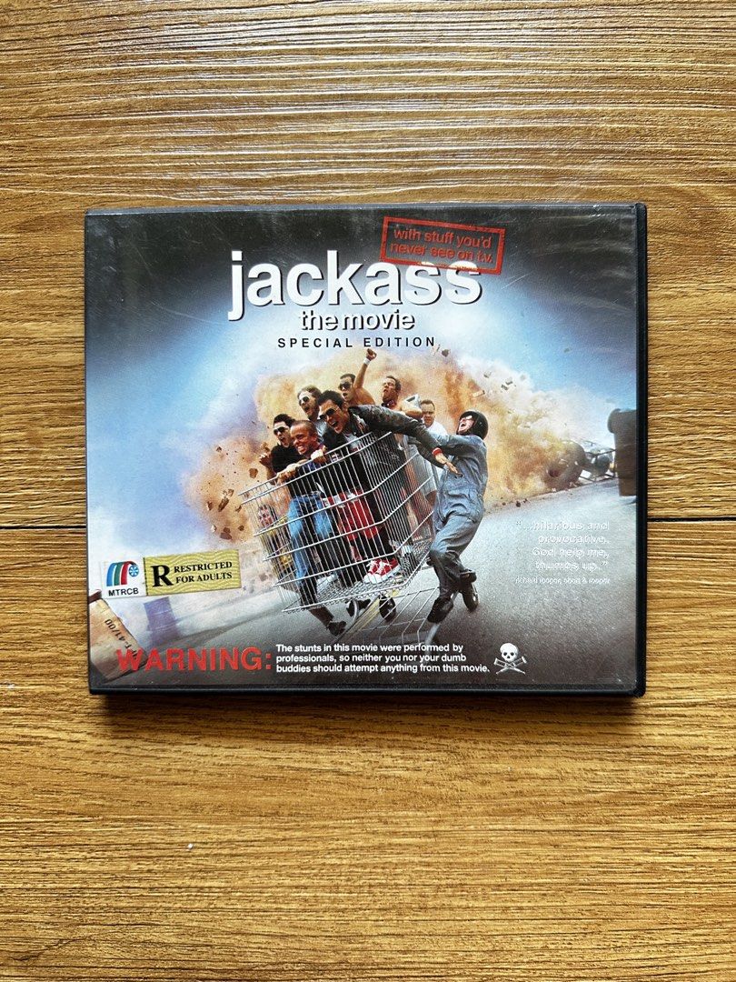 Jackass: The Movie Special Edition VCD (Category: CDs & DVDs) located in Paranaque City. Submitted by safedolphin.dc2bd2 (Listing ID 1429756408, Image 2). Description: - Jackass: The Movie Special Edition original Video CD (VCD) (2002) - Includes two discs - Starring Johnny Knoxville, Steve-O, Chris Pontius - Case includes plot summary and additional information - Great addition for your Jackass collection - From personal collection - WYSIWYG - K