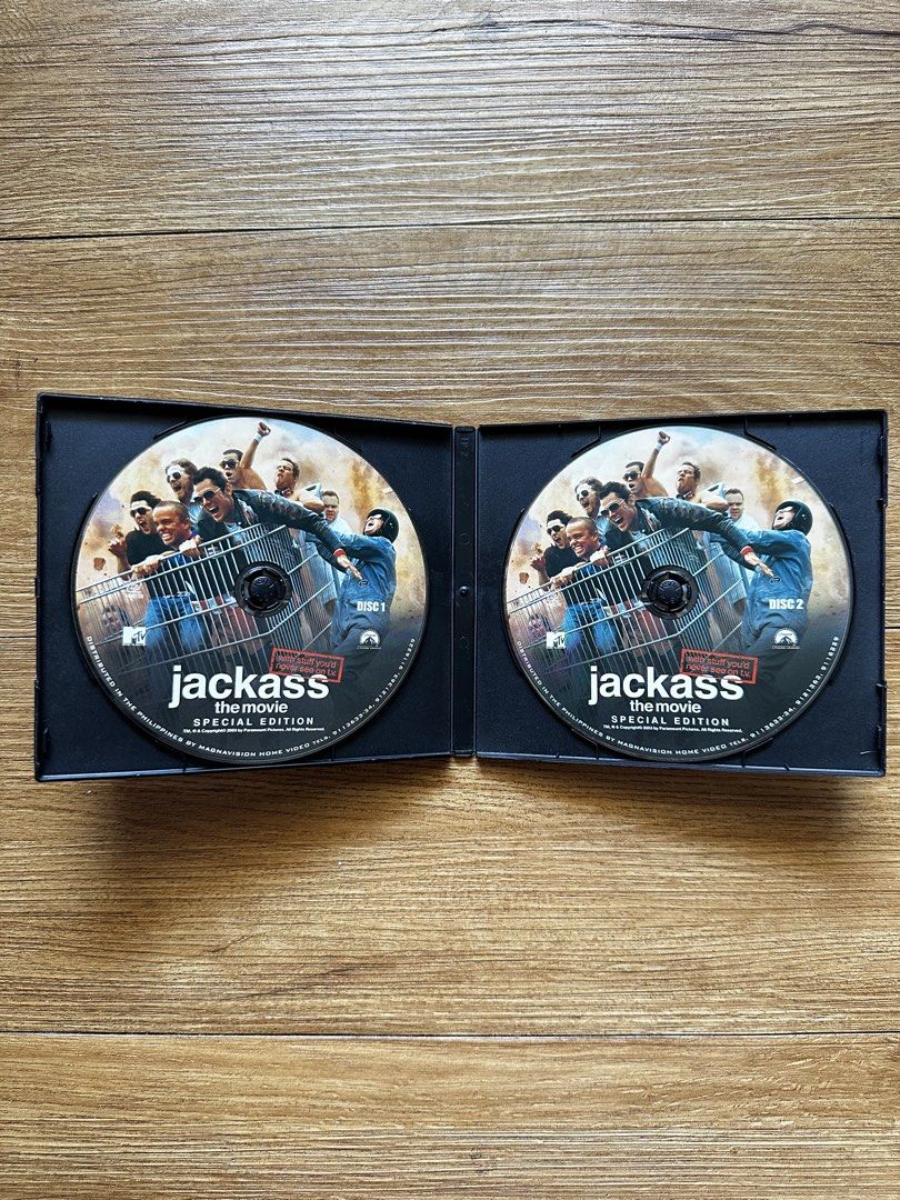 Jackass: The Movie Special Edition VCD (Category: CDs & DVDs) located in Paranaque City. Submitted by safedolphin.dc2bd2 (Listing ID 1429756408, Image 1). Description: - Jackass: The Movie Special Edition original Video CD (VCD) (2002) - Includes two discs - Starring Johnny Knoxville, Steve-O, Chris Pontius - Case includes plot summary and additional information - Great addition for your Jackass collection - From personal collection - WYSIWYG - K