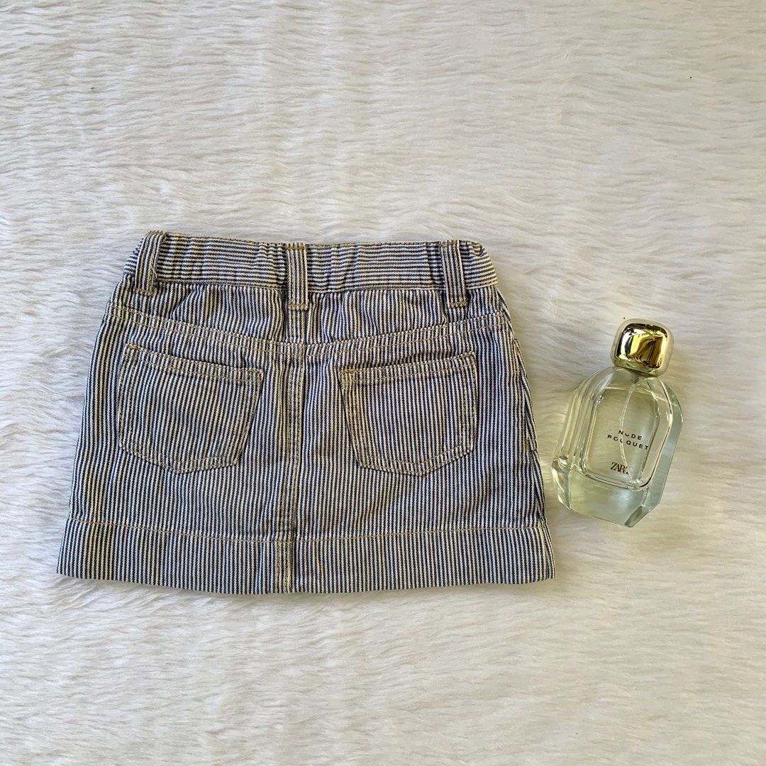 Joe Fresh Striped Denim Skirt (Category: Babies & Kids Fashion) located in Makilala. Submitted by karlaaa_ (Listing ID 1429743580, Image 3). Description: - Joe Fresh striped denim skirt - Size: 3 years old - Design: Striped with inner - Condition: Excellent - Perfect for everyday wear.