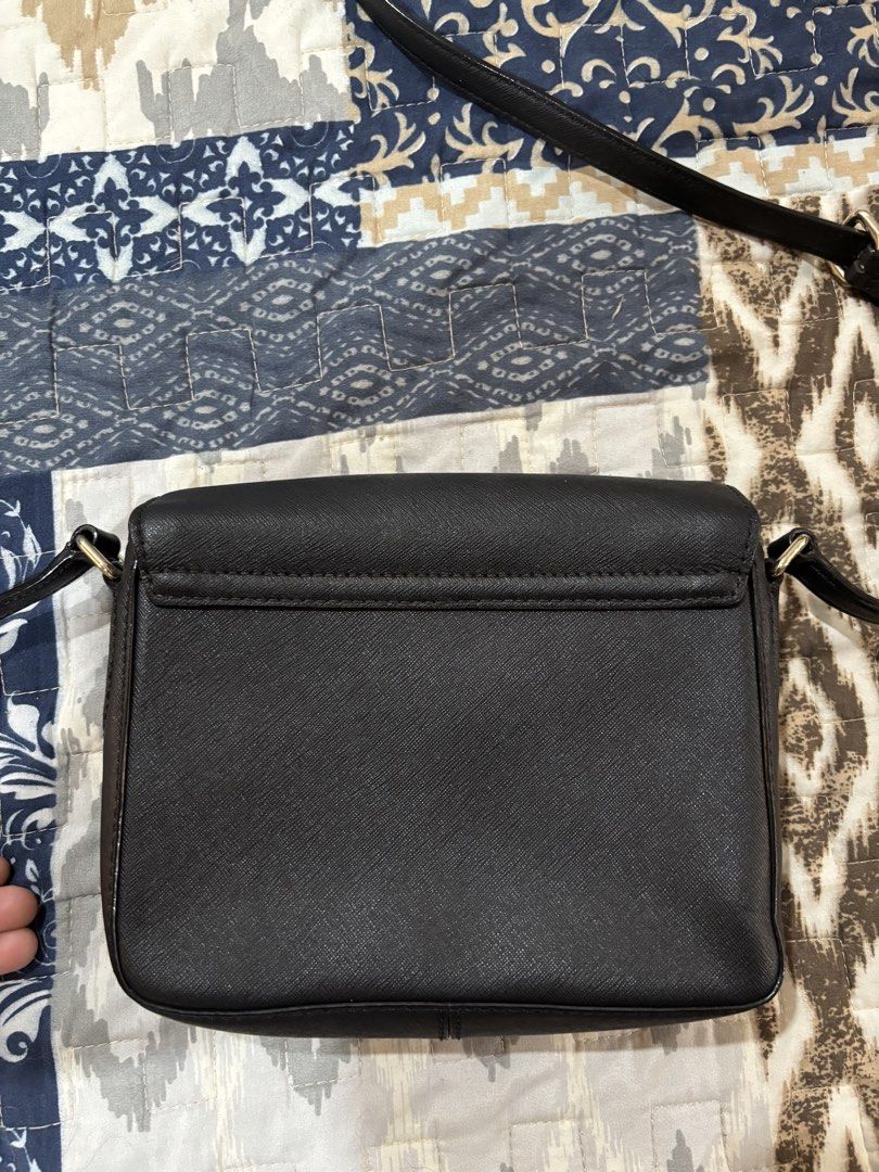 Kate Spade Black Crossbody Bag (Category: Cross-body Bags) located in Paranaque City. Submitted by chickenlexer (Listing ID 1429718471, Image 2). Description: RFS: Don’t use anymore.