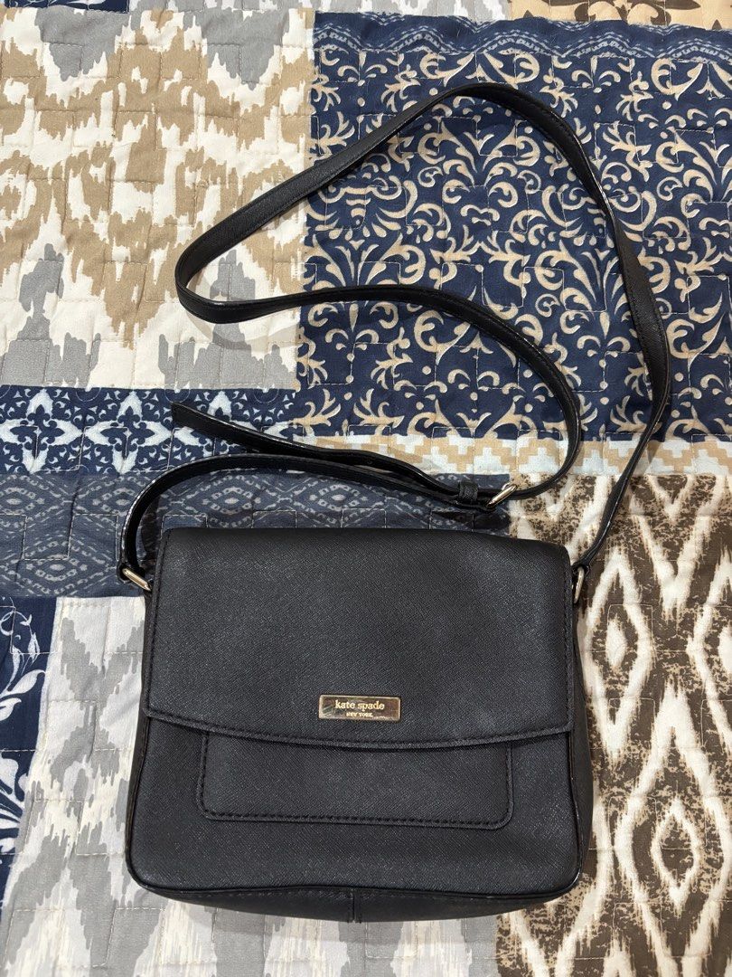 Kate Spade Black Crossbody Bag (Category: Cross-body Bags) located in Paranaque City. Submitted by chickenlexer (Listing ID 1429718471, Image 1). Description: RFS: Don’t use anymore.