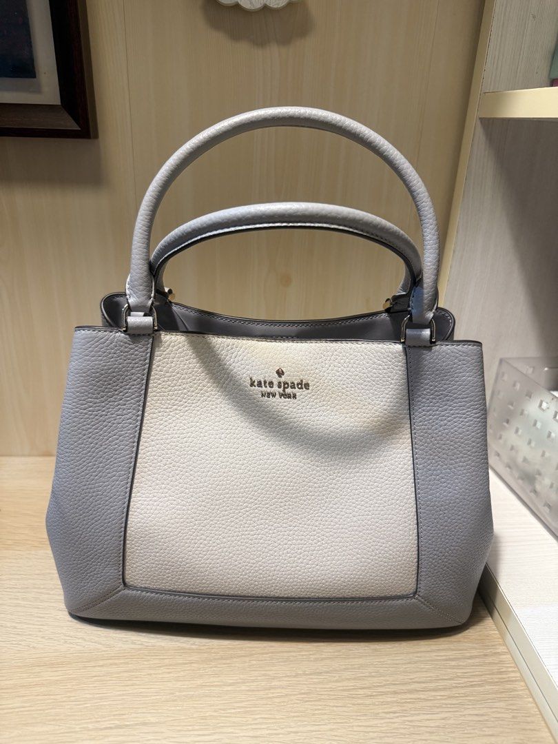 Kate Spade Colorblock Pebbled Leather Satchel (Category: Shoulder Bags) located in Manila. Submitted by caitlinmoon (Listing ID 1429817182, Image 1). Description: brand new.
