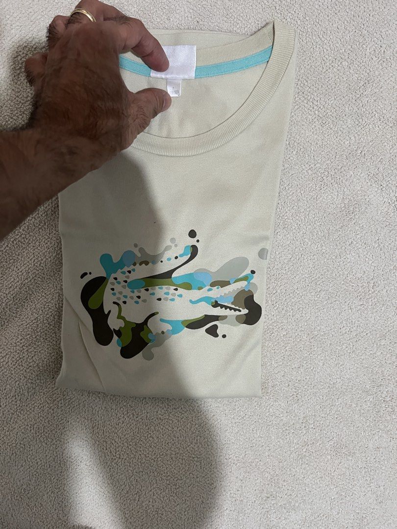 Lacoste Graphic Print T-shirt (Category: Tshirts & Polo Shirts ) located in Santa Maria. Submitted by jeshtine (Listing ID 1429700686, Image 2). Description: .
