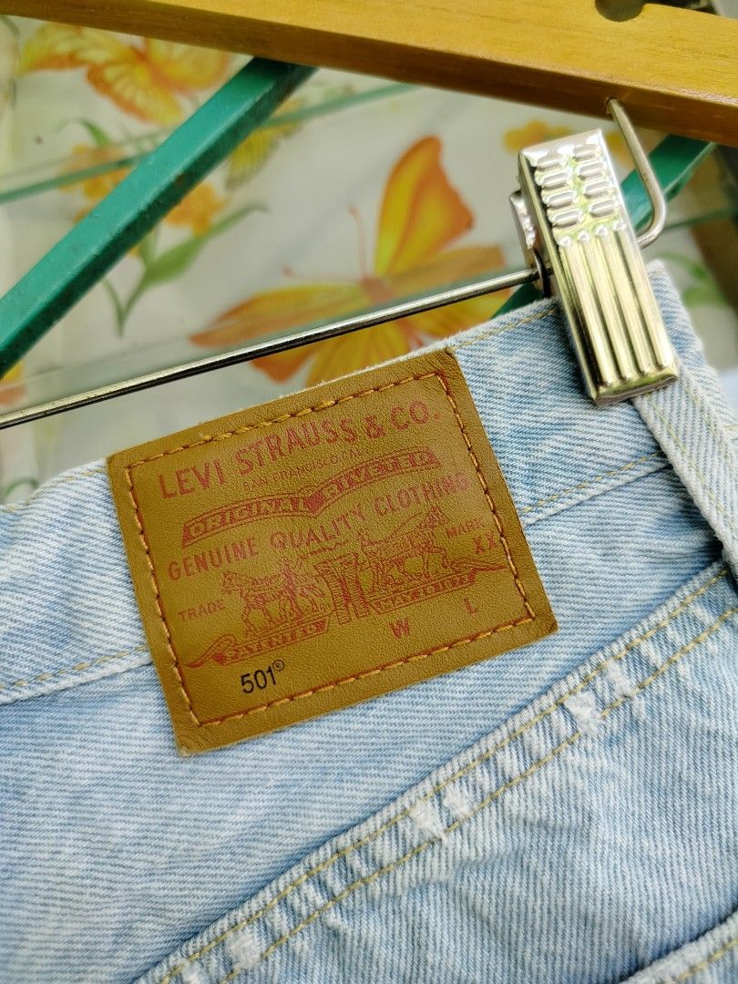 Levi's 501 Denim Shorts SIZE 28 (Category: Shorts) located in Manila. Submitted by virgiliosa38485 (Listing ID 1429789740, Image 2). Description: LEVIS 501 FOR WOMEN SIZE WAIST 26 EXCELLENT CONDITION 10/10 COLOR RATE NO ISSUE .