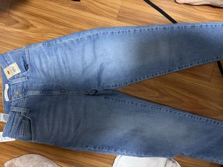 （分類：）位於 。 由 couchpotata 提交（商品編號 1429802078，圖片 1）。簡介： 。