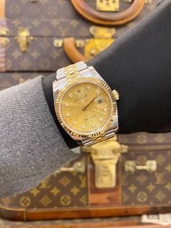 (Category: ) located in . Submitted by redrabbitluxury (Listing ID 1429726372, Image 1). Description: .