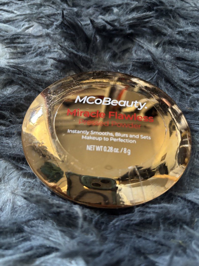 MCo Beauty Flawless Pressed Powder (Category: Makeup) located in Pasig City. Submitted by francesandreafg (Listing ID 1429720328, Image 3). Description: Sealed and brand new Dupe for Charlotte Tilbury Powder.