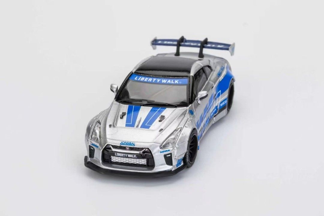 Fnf R35 Model Collect MC x ET Model 1/64 Nissan GT-R R35 FNF Silver/ Blue FNF ...