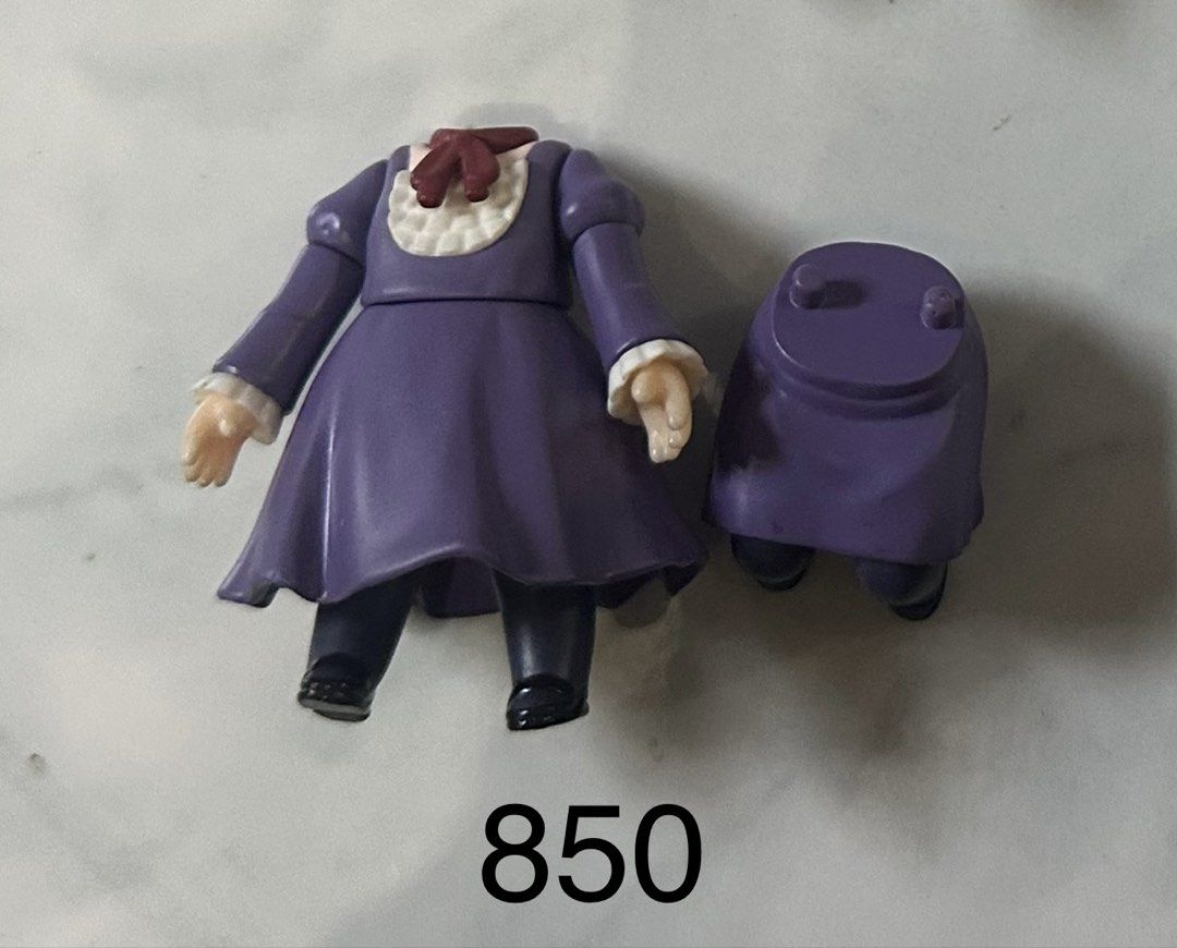 Nendoroid splits - Female body (Category: Designer & Blind Box Toys) located in Quezon City. Submitted by ziaaaa24 (Listing ID 1429760933, Image 2). Description: .