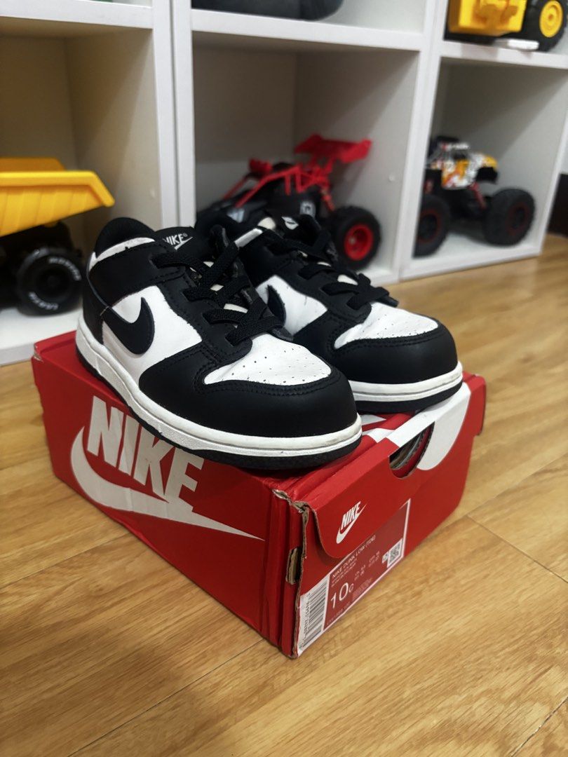 Nike Dunk Low (TD) - Panda (Category: Babies & Kids Fashion) located in Valenzuela. Submitted by cmdgbaby (Listing ID 1429700595, Image 2). Description: FOR SALE: Nike Dunk Low Panda (Kids) - Size 10C ✅ Details: • Authentic Nike Dunk Low “Panda” • Kids Size 10C • Used but well-maintained (see photos for actual condition) • Comes with original Nike shoe box • No major damages, still in good wearable condition Price: 1,800 .