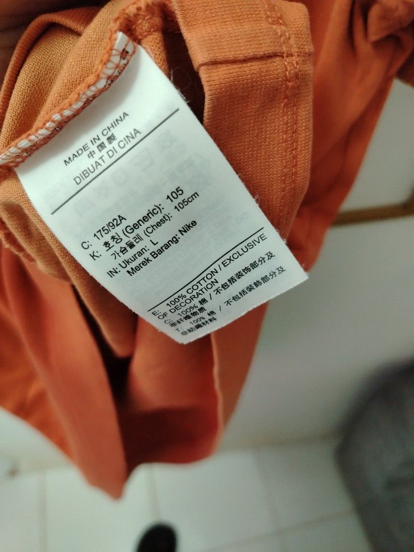 Nike Jordan 23 Engineered T-shirt - Orange (Category: Tshirts & Polo Shirts ) located in Manila. Submitted by ad0829_dog (Listing ID 1429781726, Image 3). Description: 21width X 28 length.