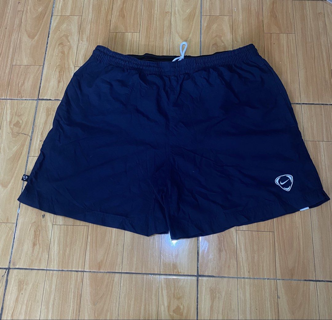 Nike Navy Blue Shorts - Size L (Category: Shorts) located in Bato. Submitted by itsmethriftlist (Listing ID 1429725751, Image 1). Description: Nike vintage y2k Size large Dimes 18/32-34 No issue .