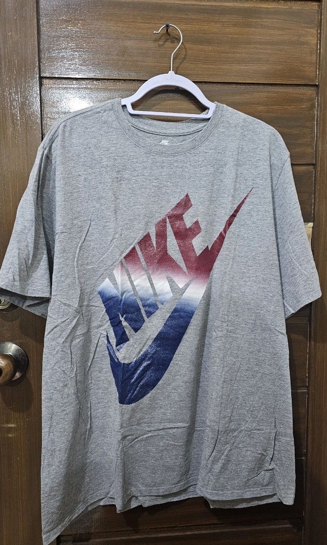 Nike Tee 2XL (Category: Tshirts & Polo Shirts ) located in Mandaluyong City. Submitted by jamich22 (Listing ID 1429805276, Image 1). Description: .