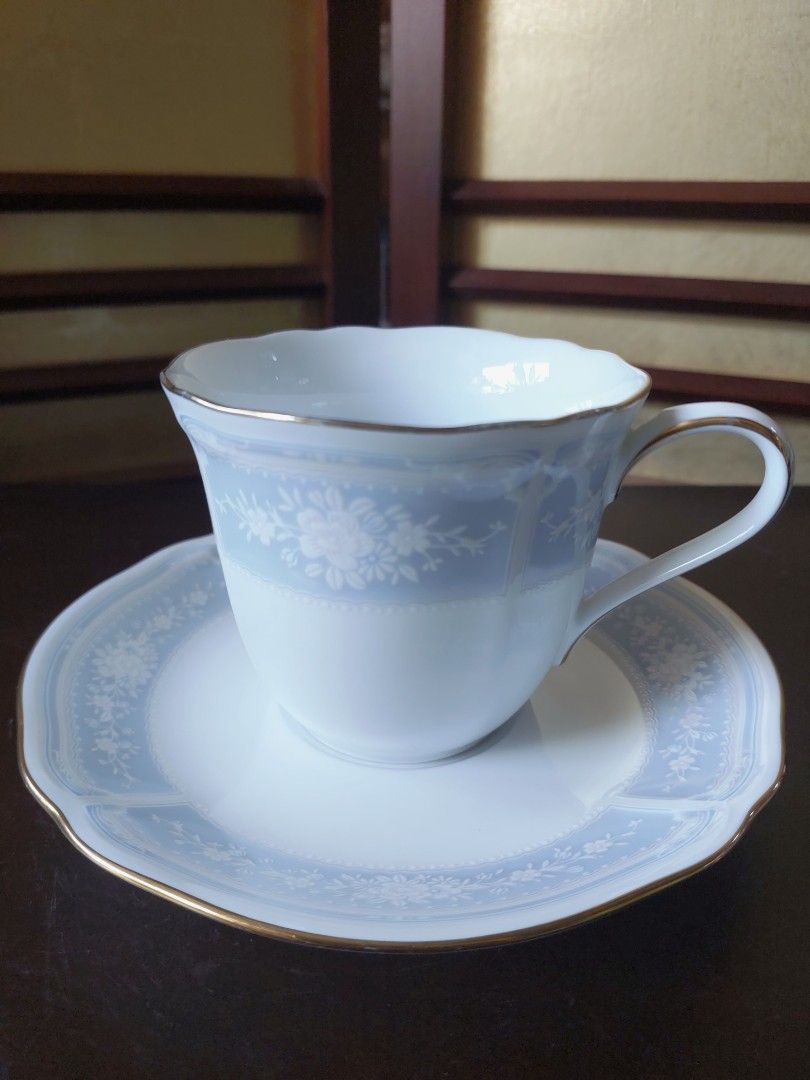 Noritake Lacewood Gold Cup & Saucer Set (Category: Coffee & Tea Tableware) located in Bulacan. Submitted by hnbfinds (Listing ID 1429731433, Image 1). Description: ✨ Blue Lace & Morning Grace ✨ Finding a moment of calm with the timeless elegance of the Noritake Lacewood (Blue) collection. 🕊️ There’s something about this delicate white floral lace and soft blue band that makes every sip feel like a special occasion. ☕️💎 The Details: 🌸 Brand: No