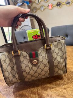 (Category: ) located in . Submitted by raila.bags (Listing ID 1429837320, Image 1). Description: .