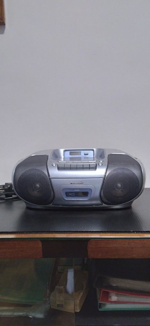 Panasonic portable stereo system427834293313884160