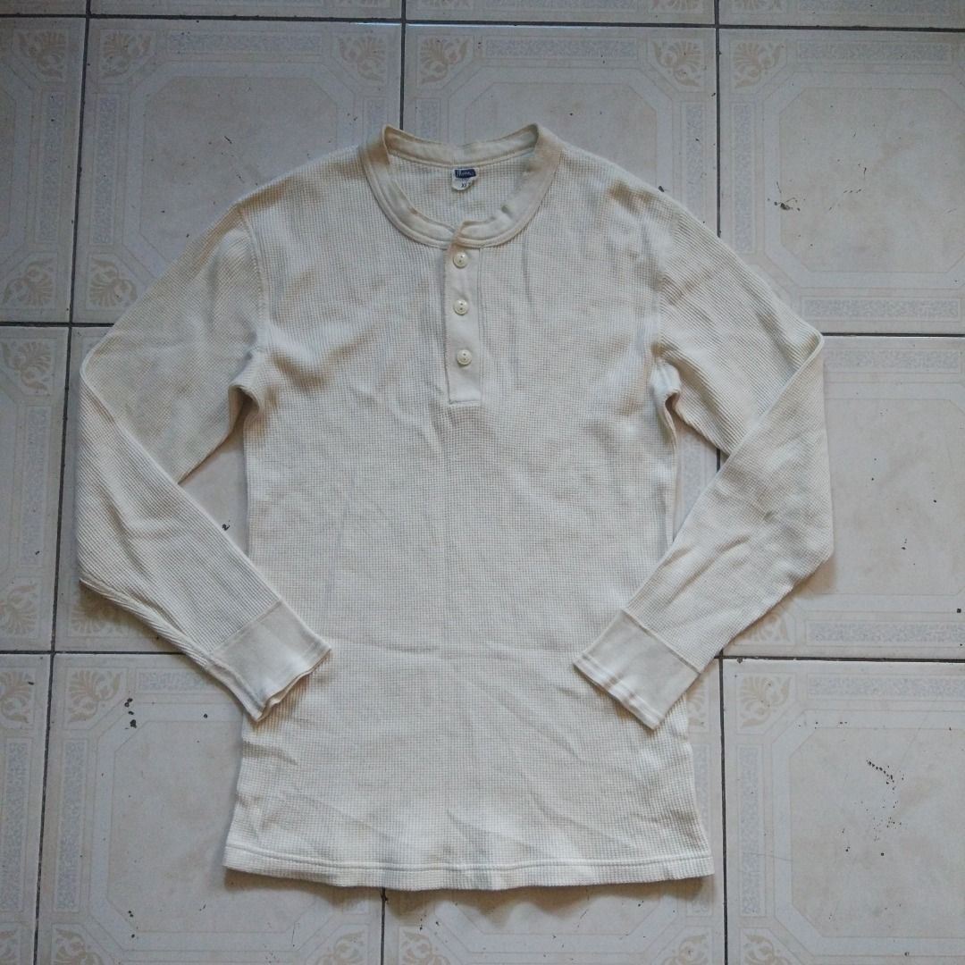 Pherrows Waffle Henley Longsleeve XL (Category: Formal Shirts) located in Pasay City. Submitted by denimdude.ph (Listing ID 1429778915, Image 1). Description: made in Japan tiny stain in front, last pic.