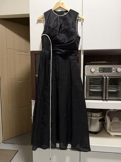 (Category: ) located in . Submitted by never.wearing (Listing ID 1429744889, Image 1). Description: .