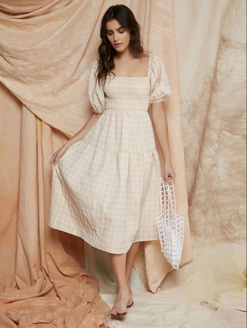 Plaid Puff Sleeve Midi Dress (Category: Dresses) located in Pasig City. Submitted by chichikading (Listing ID 1429820318, Image 1). Description: Last price posted. Used once only. XS but can fit up to Medium..