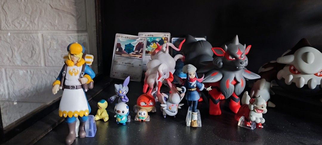 Pokemon scale world set (Category: Figurines & Statues) located in Manila. Submitted by stevencris91476 (Listing ID 1429710620, Image 2). Description: Selling my personal collection Ichiban Kuji Giratina BP Heatran Hisui set 1 with box Volo and Arcanine with box Cynthia and Iris 1/20 recast.