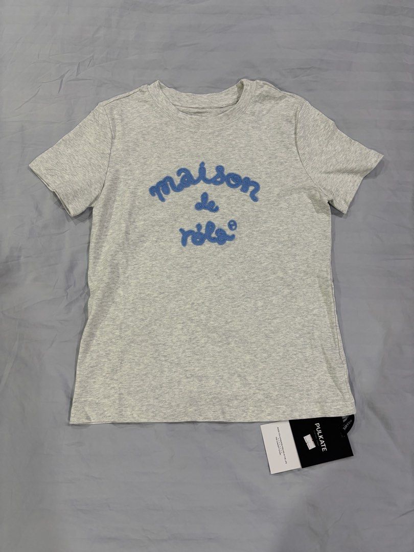 PULKATE Maison De Role T-shirt - Gray (Category: Shirts) located in Manila. Submitted by secondcycle.ph (Listing ID 1429731667, Image 1). Description: PULKATE Maison de Rolo T-shirt PHP 580 (strictly LP) Brand: PULKATE Condition: Brand new with tags Size: Free size Color: Gray Desc: From Thailand RFS: Selling for my mom Delivery fee shouldered by buyer.