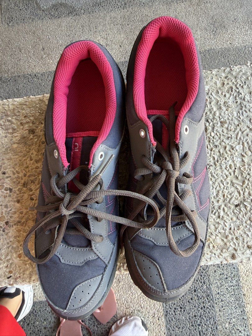 Quechua Hiking Shoes (Category: Sneakers) located in Lucena. Submitted by declutterqueen123 (Listing ID 1429713993, Image 1). Description: Quechua hiking shoes size 9.