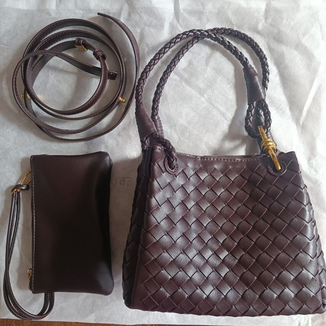 Queen Of Material Twist Bag (Category: Shoulder Bags) located in Quezon City. Submitted by firstlovedbyb (Listing ID 1429730997, Image 3). Description: Authentic Queen Of Material QOM Twist Bag. Color: Choco Brown Material: premium PU leather. With gold hardware. With long strap and top handle. With pouch. Can be used as a sling bag, shoulder bag and hand bag. Bought in Bangkok, Thailand. No flaws. Good as new✨ Size: width 7 inches / height 6.5 i