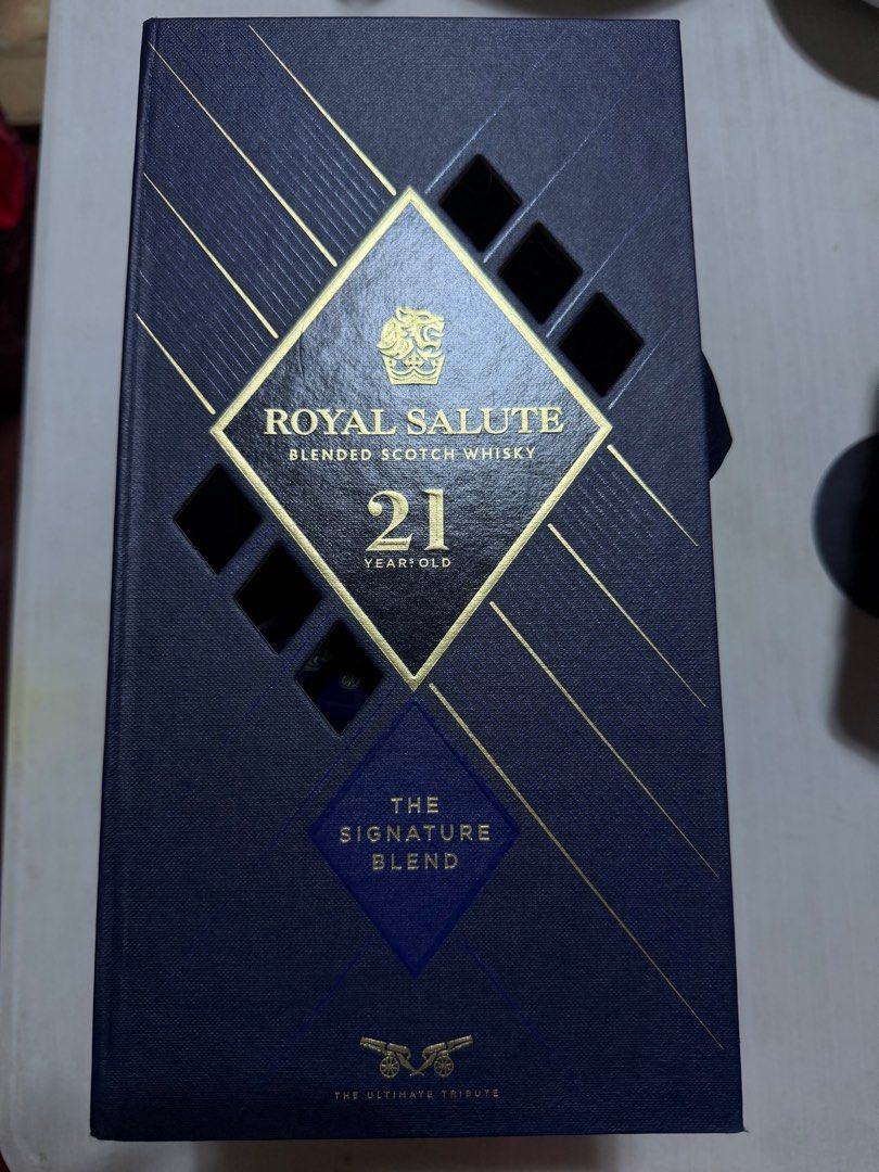 Royal Salute 21 yrs old (Category: Other Food & Drinks) located in Caloocan City. Submitted by pawi26 (Listing ID 1429732451, Image 1). Description: Selling it for 6k , real price in market 9 999.