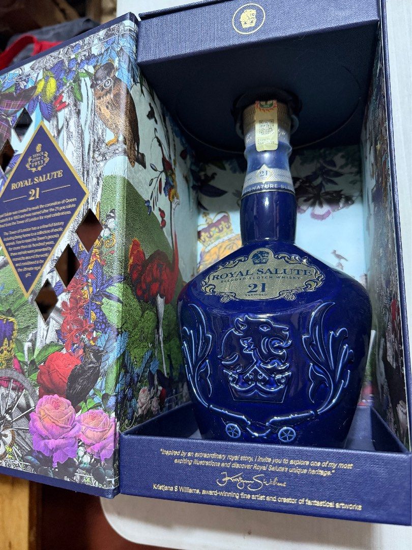 Royal Salute 21 yrs old (Category: Other Food & Drinks) located in Caloocan City. Submitted by pawi26 (Listing ID 1429732451, Image 2). Description: Selling it for 6k , real price in market 9 999.