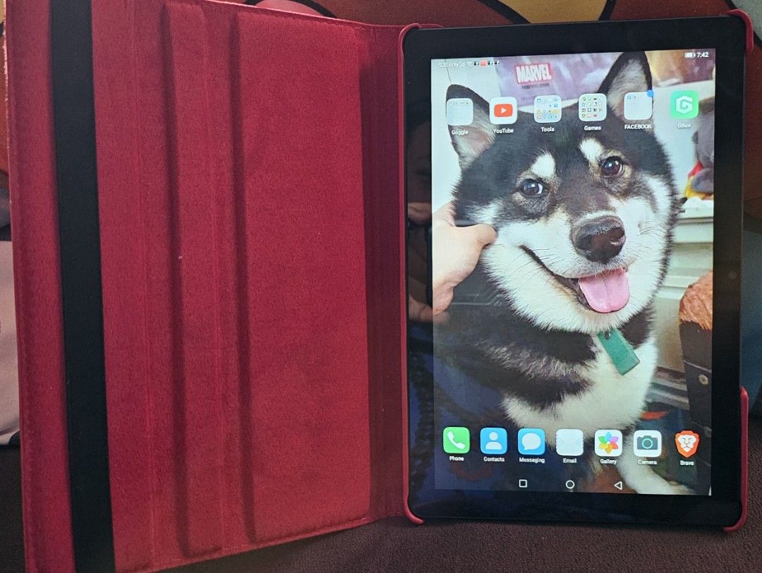 RUSH SALE HUAWEI MATEPAD T10 (Category: iPad) located in Antipolo. Submitted by kiyo5hi_14 (Listing ID 1429682486, Image 3). Description: RUSH SALE OF OUR PRE-LOVED HUAWEI MATEPAD T10 - UNIT ONLY WITHOUT CHARGER kindly message me if interested. Shipping fee not included. *unit is working perfectly fine. NO ISSUES. RFS: will upgrade unit.