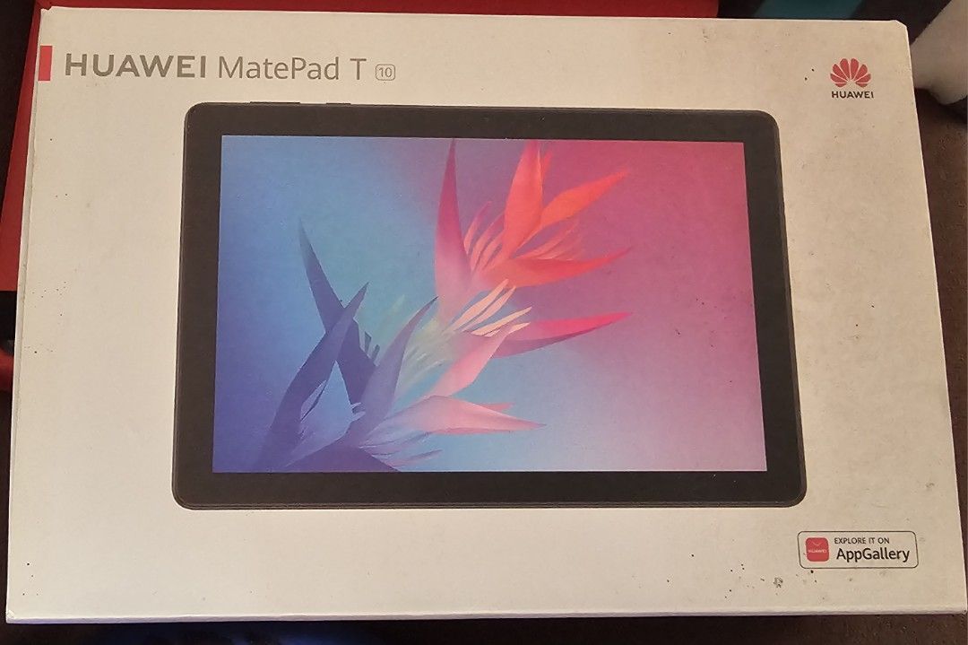 RUSH SALE HUAWEI MATEPAD T10 (Category: iPad) located in Antipolo. Submitted by kiyo5hi_14 (Listing ID 1429682486, Image 1). Description: RUSH SALE OF OUR PRE-LOVED HUAWEI MATEPAD T10 - UNIT ONLY WITHOUT CHARGER kindly message me if interested. Shipping fee not included. *unit is working perfectly fine. NO ISSUES. RFS: will upgrade unit.
