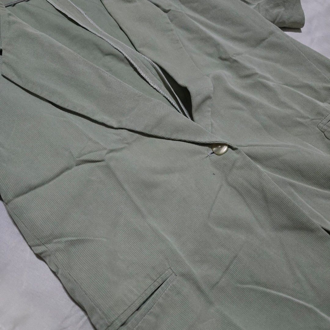 Sage Green Office Formal Collared Blazer Blouse with Pockets (Category: Coats, Jackets and Outerwear) located in Quezon City. Submitted by schangs (Listing ID 1429836463, Image 3). Description: size M length 24in perfect condition, no issue!!.