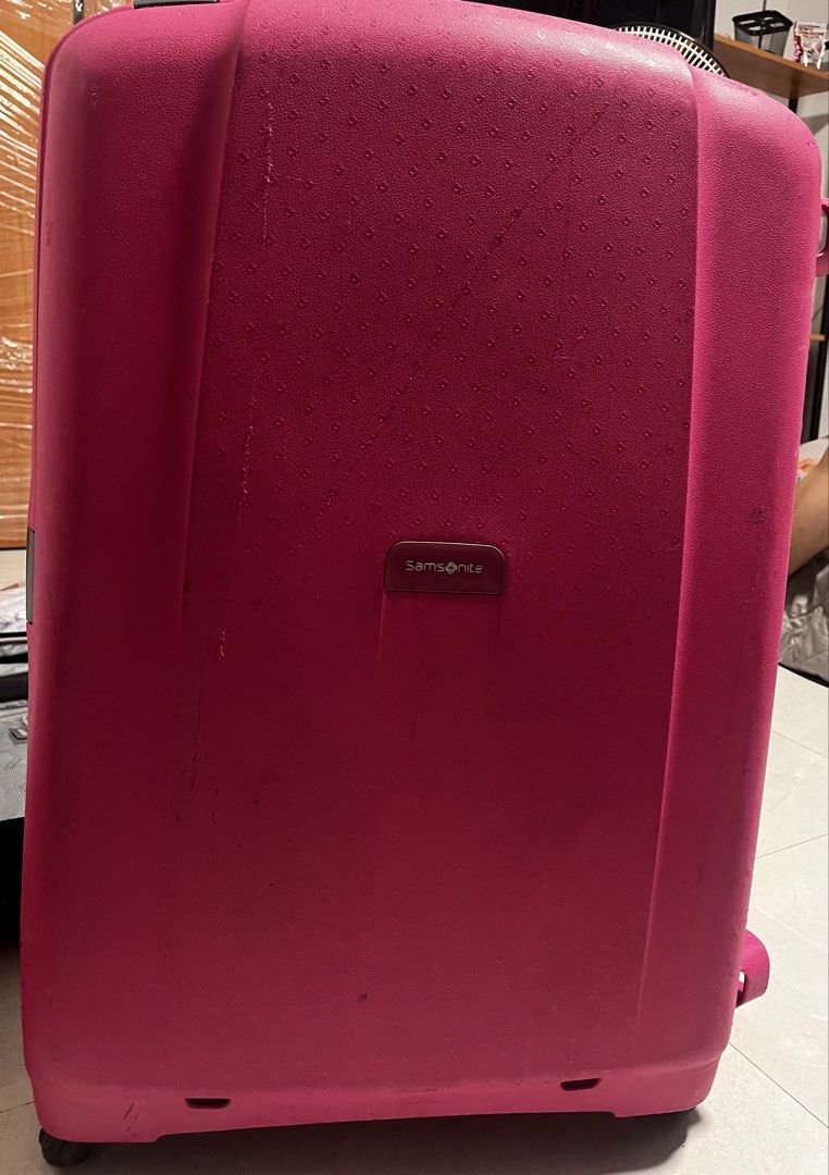 Samsonite Hardside Luggage (Category: Luggage) located in Quezon City. Submitted by eyahk2017 (Listing ID 1429700375, Image 2). Description: Selling as-is, where-is. No issues with the luggage interior — still clean and fully usable. Issues to note: • Wheels need replacement • One lock is no longer functional Recently used just 1 day ago after posting, still serves its purpose well. Great option if you’re looking for a budget luggage and don’t mi
