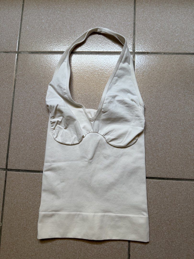 Sola Hugging Shapewear Halter Top (Category: Sleeveless) located in Quezon City. Submitted by overrunnin.ph (Listing ID 1429727762, Image 1). Description: No box but never worn. .