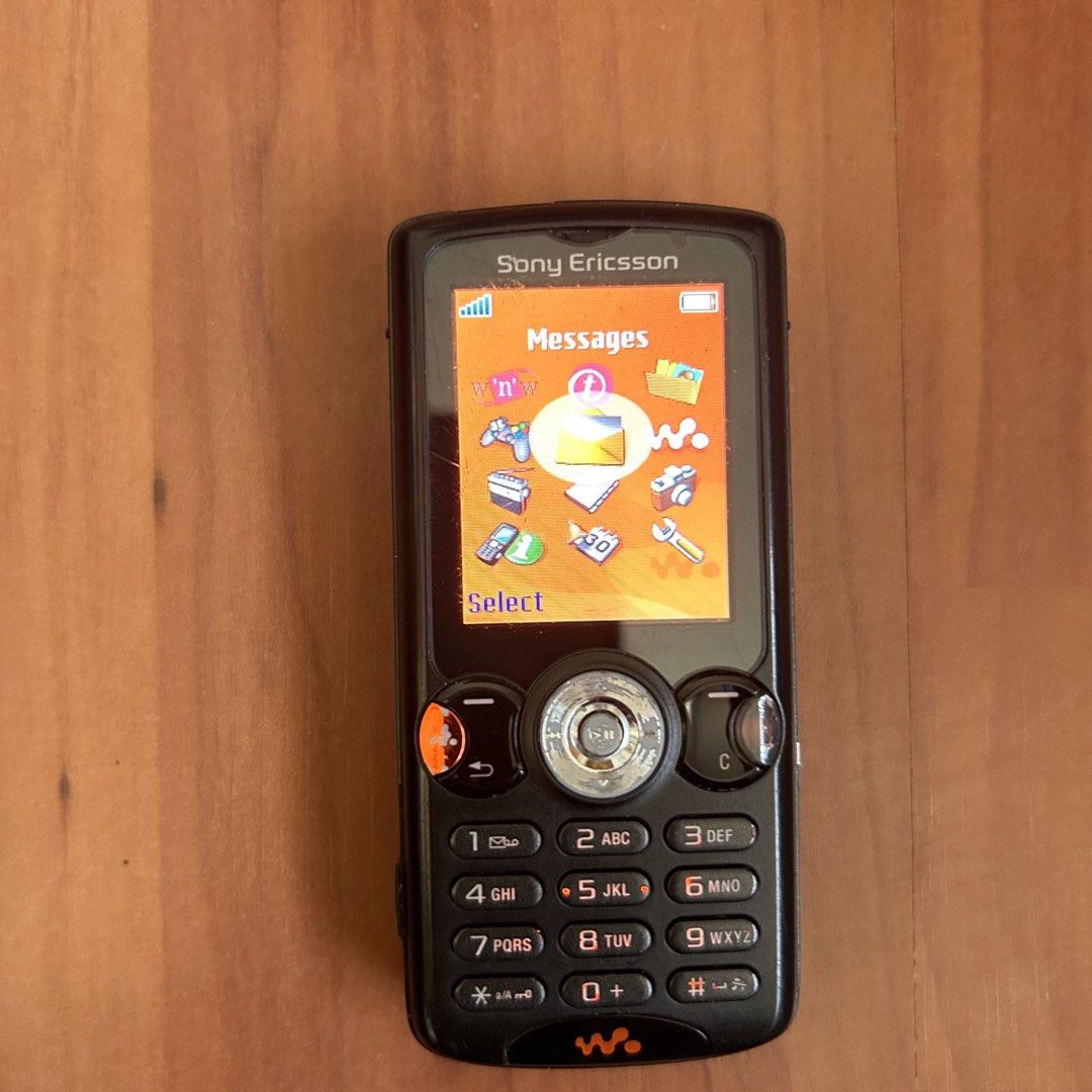 Sony Ericsson Walkman phone (Category: Early Generation Mobile Phones) located in Las Pinas. Submitted by pl4y_it_4g4in (Listing ID 1429703890, Image 2). Description: Used No issue Pls check photos for cosmetic condition Open line With battery only.