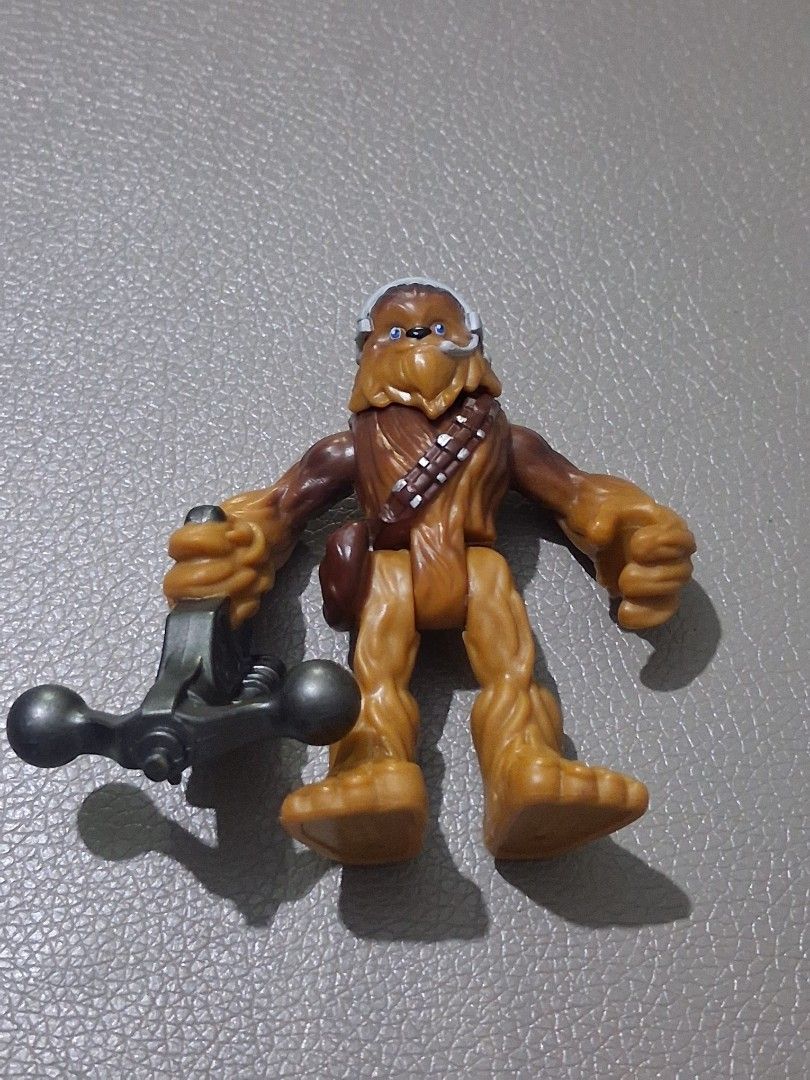 Star Wars Chewbacca Action Figure 2.5" 2017 Hasbro (Category: Figurines & Statues) located in Mandaluyong City. Submitted by daddyjpanlilio24 (Listing ID 1429808442, Image 1). Description: P 250+sf Hasbro 2017 No issue Mandaluyong Shipping/Payment: JNT, payment 1st Gcash no COD Lalamove abono or Gcash upon rider pick up.