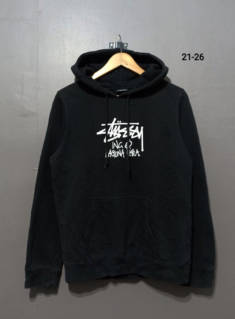 Stussy Hoodie Black Small (Category: Hoodies) located in Marawi City. Submitted by abdullah0692139 (Listing ID 1429830507, Image 1). Description: W21 L25 color 9.5/10 exellent condi.