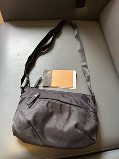 （分類：）位於 。 由 aksoutletd123 提交（商品編號 1429697562，圖片 1）。簡介： 。