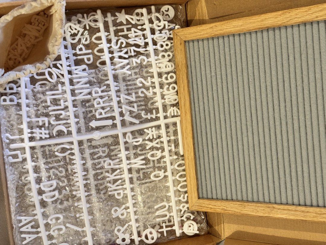 The One-Pager Gray Oak Letter Board (Category: Stationery & School Supplies) located in Antipolo. Submitted by kthrynjd (Listing ID 1429751367, Image 3). Description: The One-Pager Gray Oak Letter Board Good as new Complete.