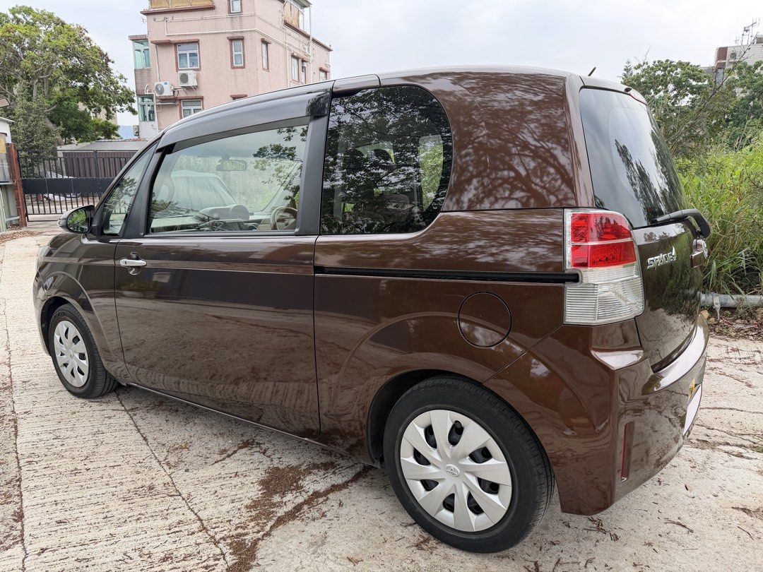Toyota Spade G Auto （分類：車輛放售）位於 Hong Kong。 由 samhung4 提交（商品編號 1429683201，圖片 3）。簡介： 制造年份：2013 座位：5座 容積：1496cc 傳動：自動波 首數：0首 公里數：80000km左右 ♦️原裝藍芽音響+後視鏡 ♦️遙控電動趟門 ♦️電子恆溫冷氣 ♦️Nanoe空氣淨化系統 ♦️軚環控制 ♦️Keyless go & Engine Start ♦️IRoad X5頭尾車cam ♦️超實用車箱空間 ♦️新牌首選 ♦️牌費到2026年11月 。